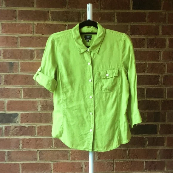 Talbots Linen 3/4 sleeve, sleeve buttons up, pocket on left chest. - Picture 1 of 5